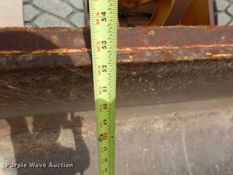 image for item DJ8949 1999 John Deere 744H  wheel loader