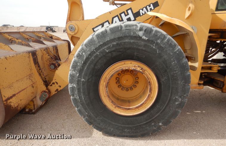 image for item DJ8949 1999 John Deere 744H  wheel loader