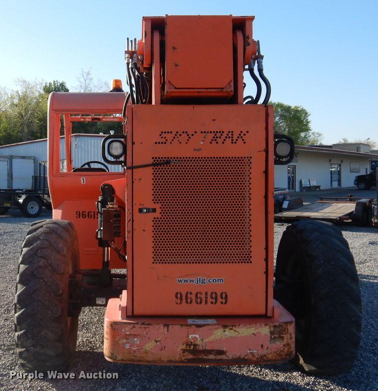 image for item DK0871 2007 SkyTrak 8042  telehandler