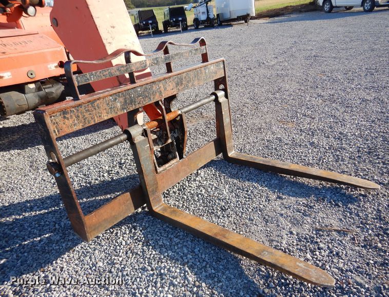 image for item DK0871 2007 SkyTrak 8042  telehandler