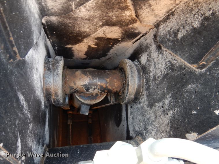 image for item DK1991 2013 Hyundai HL 780XTD-9A  wheel loader