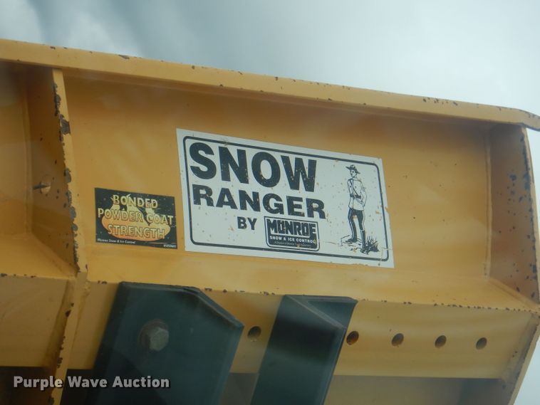 image for item DK1994 2001 John Deere 770CH  motor grader