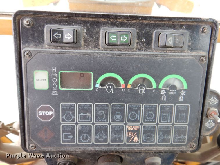 image for item DK1994 2001 John Deere 770CH  motor grader