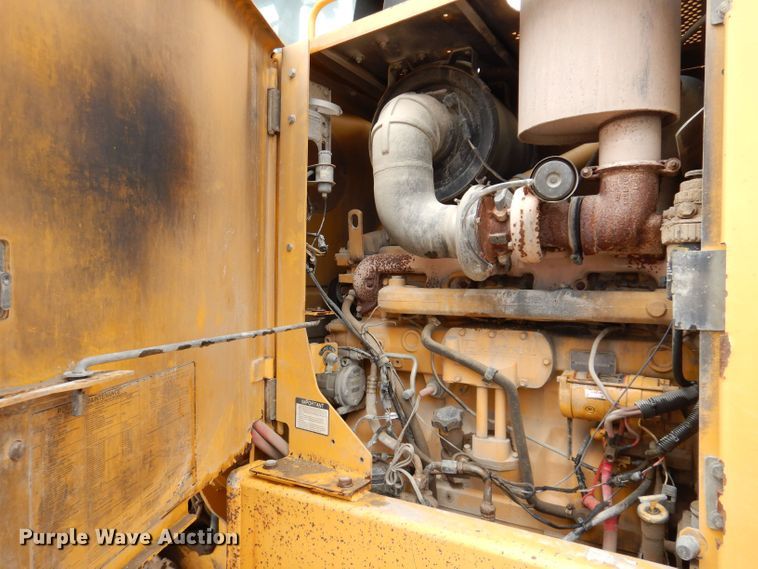 image for item DK1994 2001 John Deere 770CH  motor grader