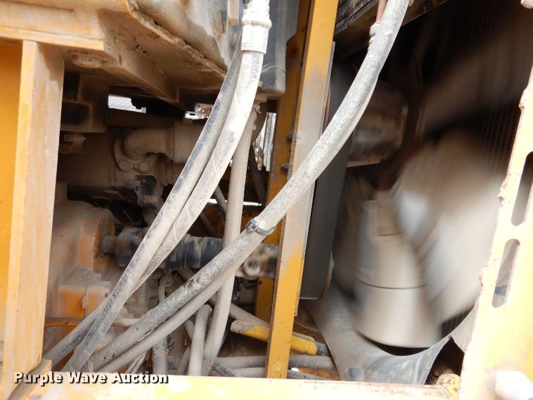 image for item DK1994 2001 John Deere 770CH  motor grader