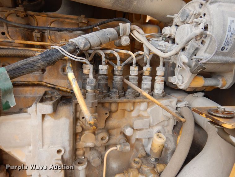 image for item DK1994 2001 John Deere 770CH  motor grader