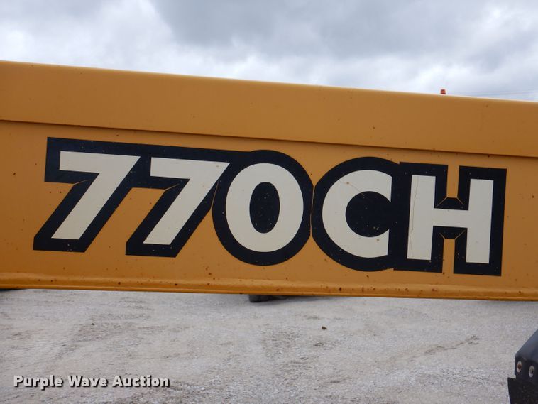 image for item DK1994 2001 John Deere 770CH  motor grader