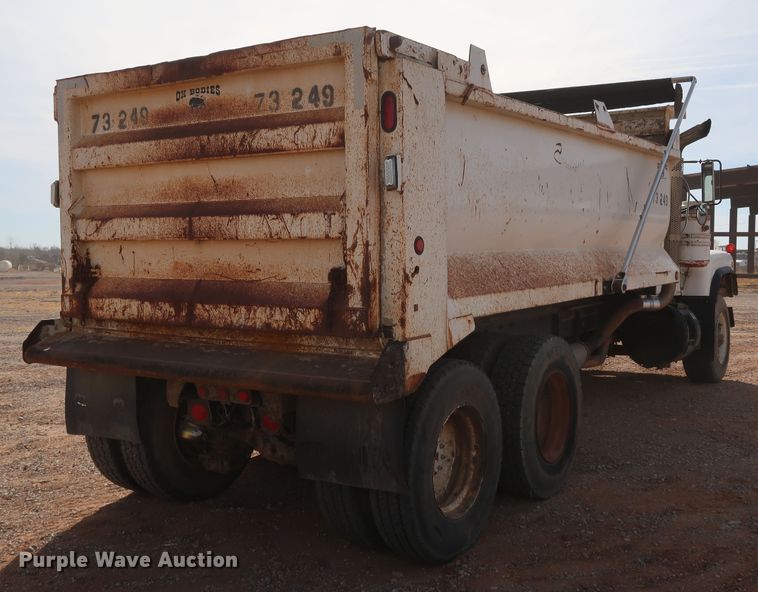 image for item DK3578 1988 Mack DM690S  dump truck