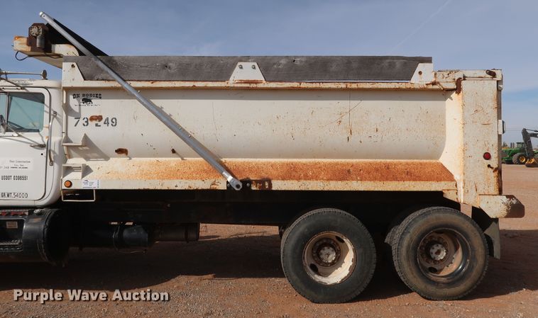 image for item DK3578 1988 Mack DM690S  dump truck