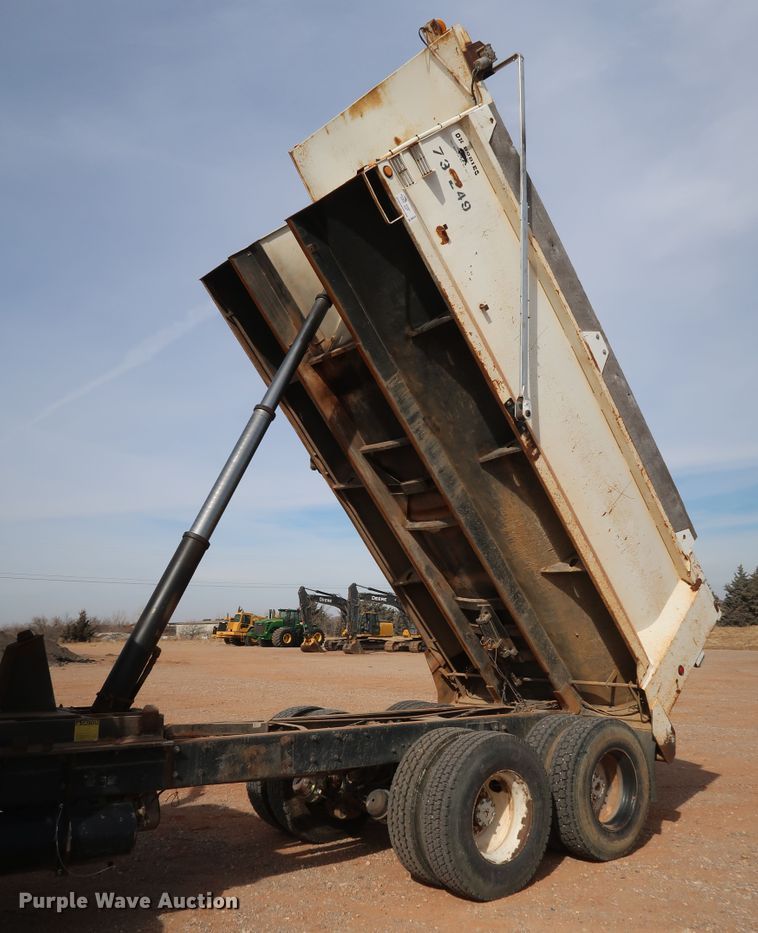 image for item DK3578 1988 Mack DM690S  dump truck