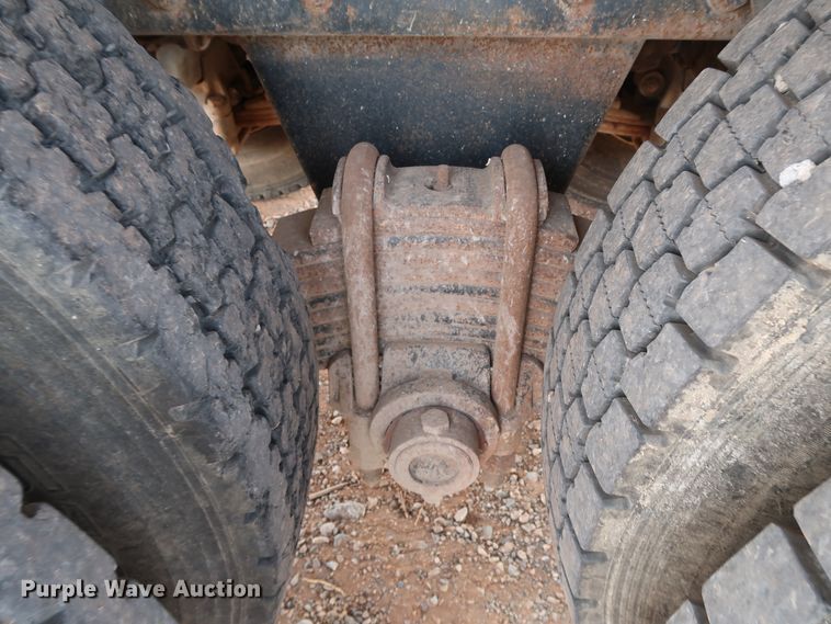 image for item DK3578 1988 Mack DM690S  dump truck