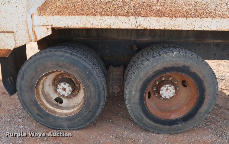 image for item DK3578 1988 Mack DM690S  dump truck