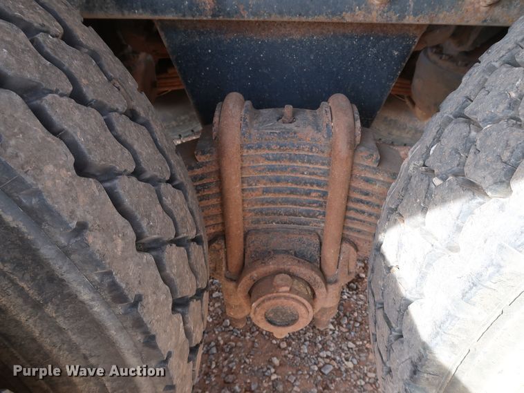 image for item DK3578 1988 Mack DM690S  dump truck