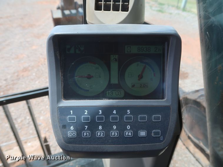 image for item DK3689 2011 John Deere 200D LC  excavator