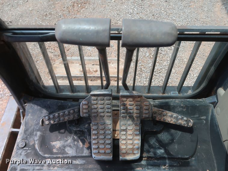 image for item DK3689 2011 John Deere 200D LC  excavator