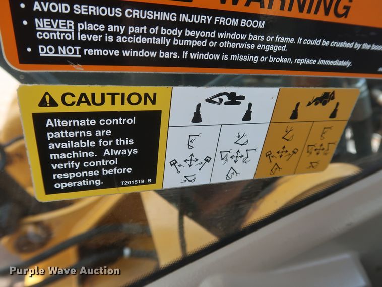 image for item DK3689 2011 John Deere 200D LC  excavator