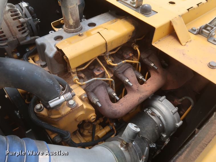 image for item DK3689 2011 John Deere 200D LC  excavator