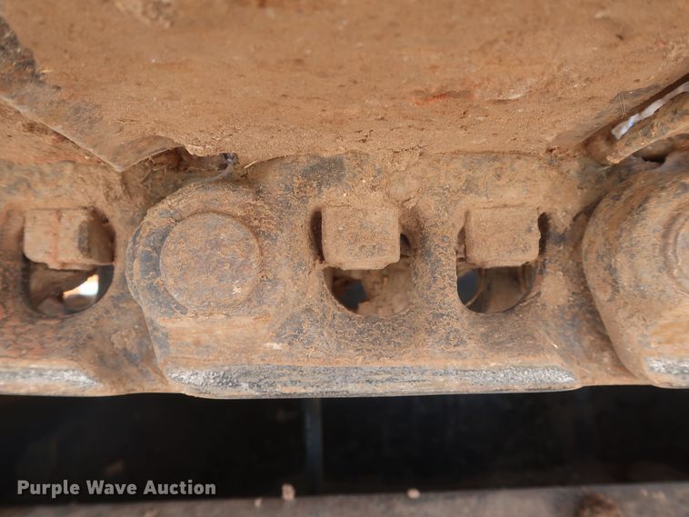 image for item DK3689 2011 John Deere 200D LC  excavator