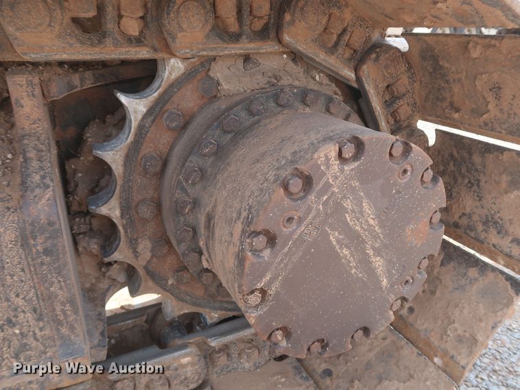 image for item DK3689 2011 John Deere 200D LC  excavator