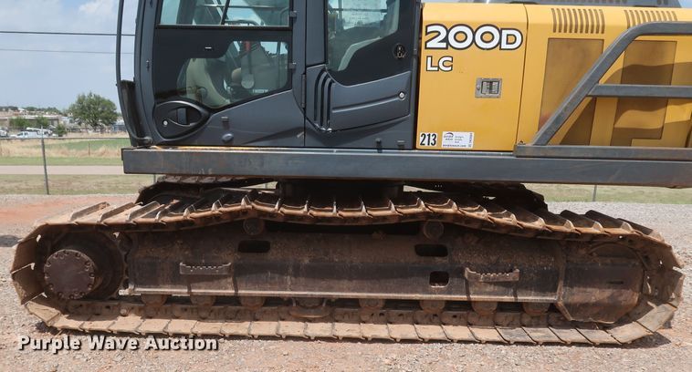 image for item DK3689 2011 John Deere 200D LC  excavator