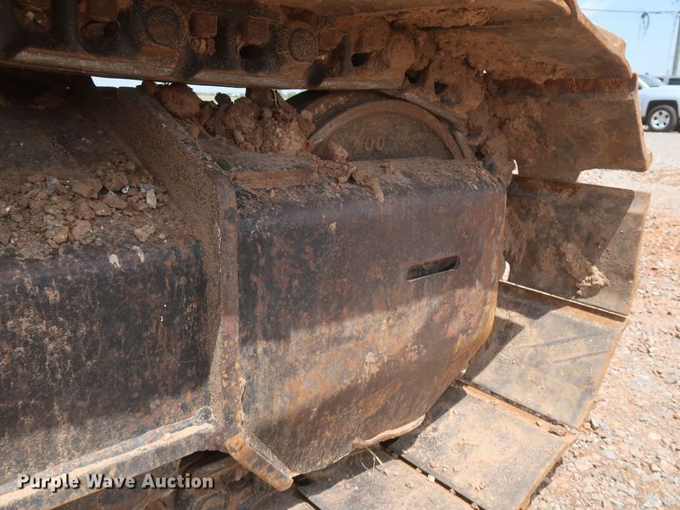 image for item DK3689 2011 John Deere 200D LC  excavator