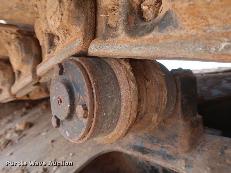 image for item DK3689 2011 John Deere 200D LC  excavator