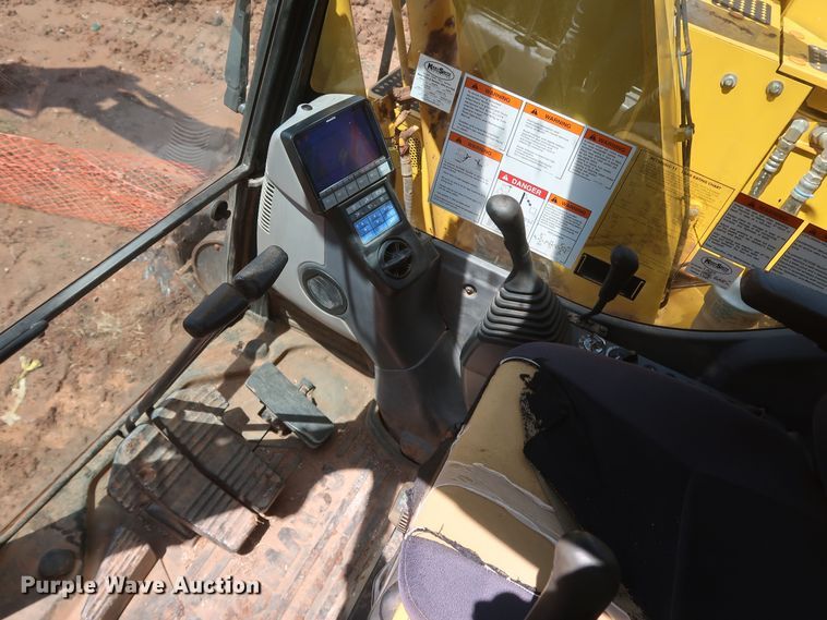 image for item DK3692 2019 Komatsu PC138USLC-11  excavator