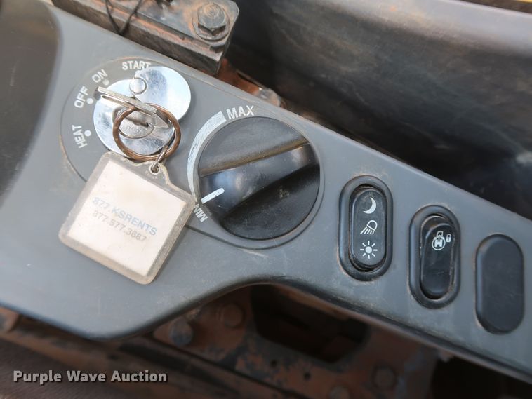 image for item DK3692 2019 Komatsu PC138USLC-11  excavator