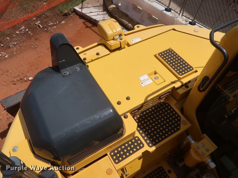 image for item DK3692 2019 Komatsu PC138USLC-11  excavator