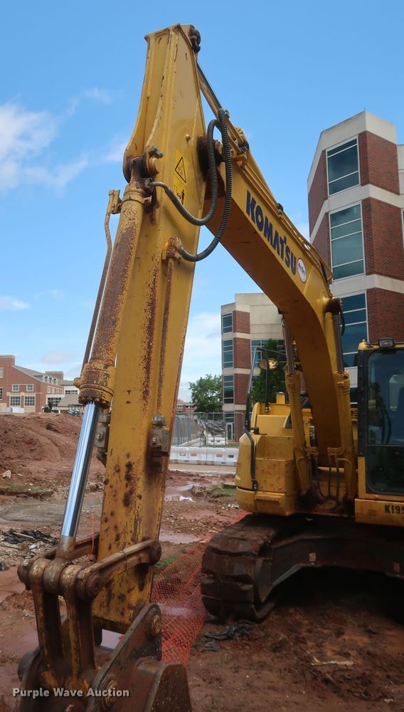 image for item DK3692 2019 Komatsu PC138USLC-11  excavator