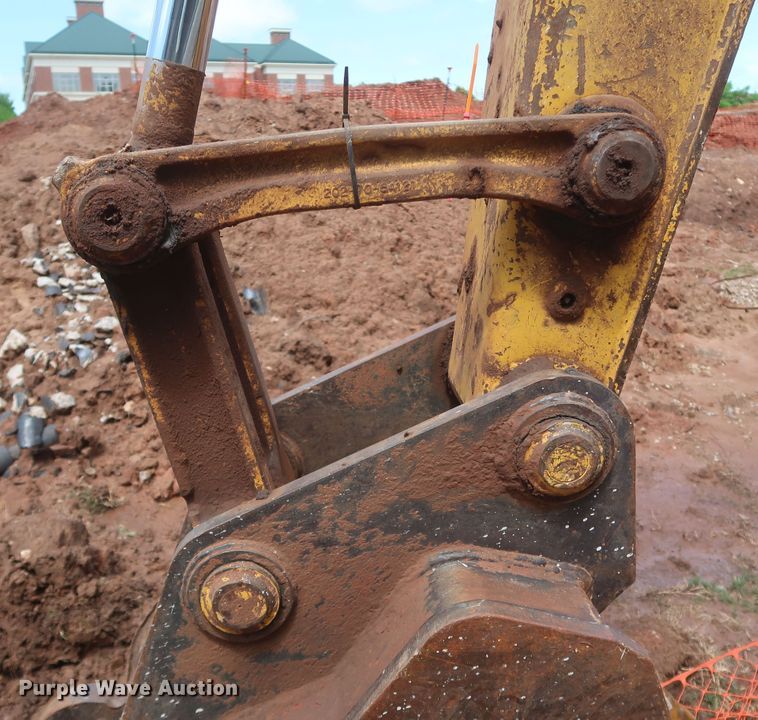 image for item DK3692 2019 Komatsu PC138USLC-11  excavator