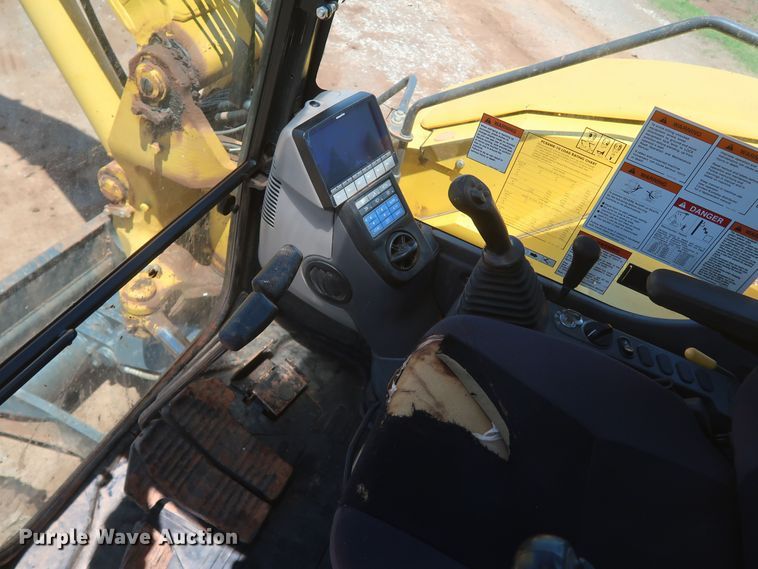 image for item DK3693 2018 Komatsu PC88MR-10  mini excavator