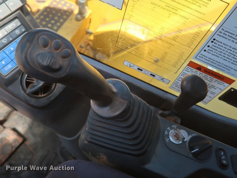 image for item DK3693 2018 Komatsu PC88MR-10  mini excavator