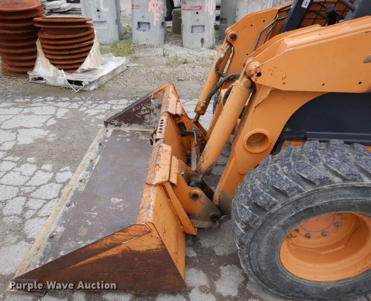 image for item DL3750 2007 Case 440  skid steer loader
