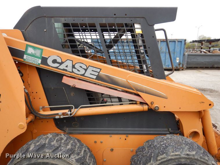 image for item DL3750 2007 Case 440  skid steer loader