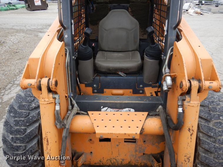 image for item DL3750 2007 Case 440  skid steer loader