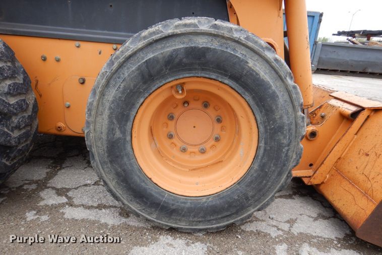 image for item DL3750 2007 Case 440  skid steer loader