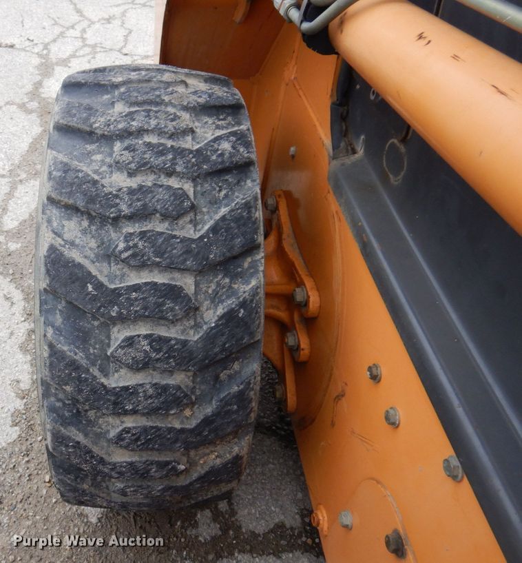 image for item DL3750 2007 Case 440  skid steer loader