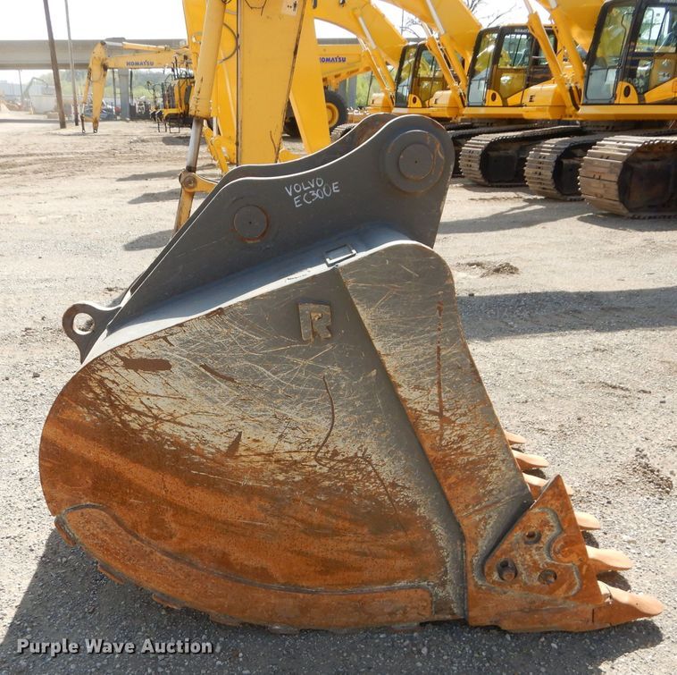 image for item DM4492 Volvo EC300EL  excavator