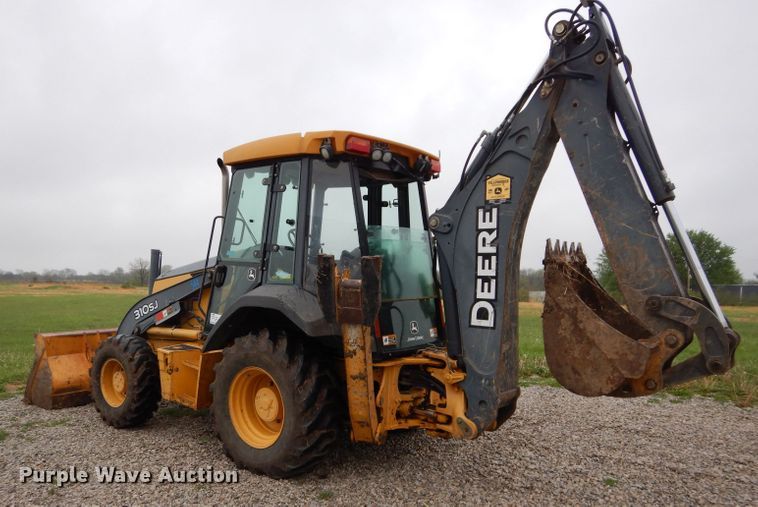image for item DM4493 2007 John Deere 310SJ  backhoe