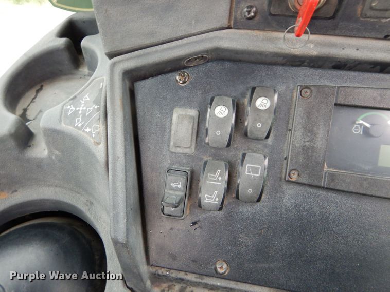 image for item DM4493 2007 John Deere 310SJ  backhoe