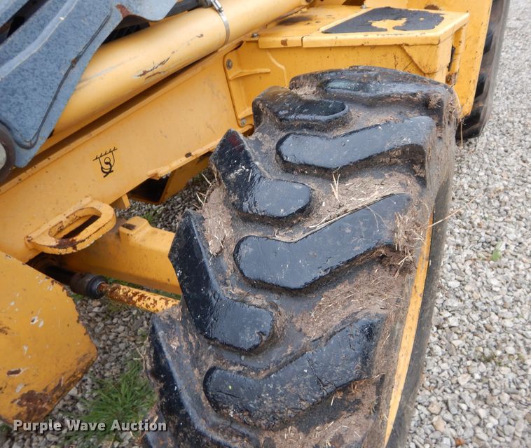 image for item DM4493 2007 John Deere 310SJ  backhoe