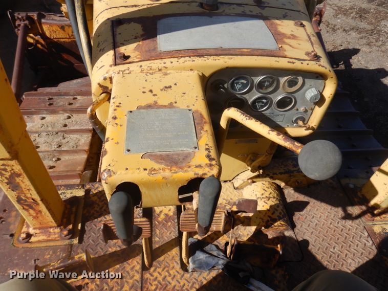 image for item DM5411 Caterpillar D7  dozer