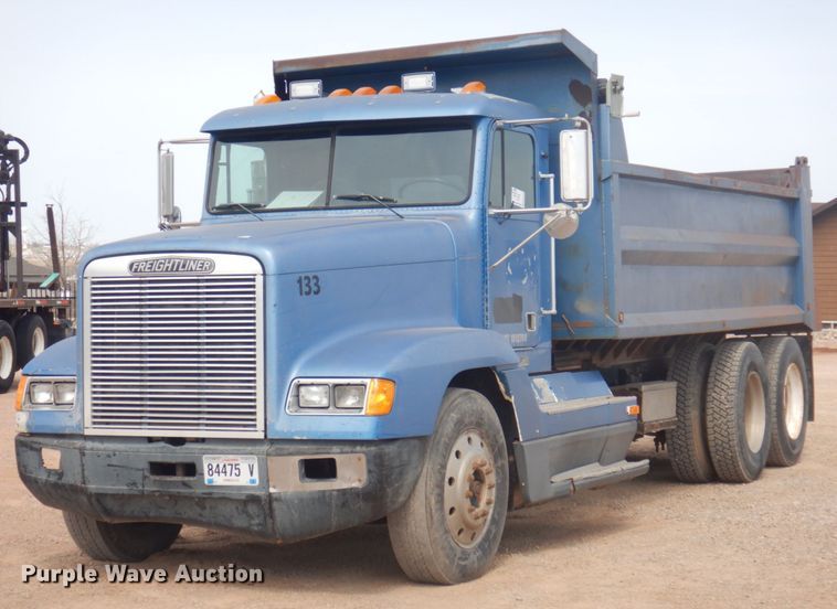 image for item DM5426 1994 Freightliner FLD  dump truck