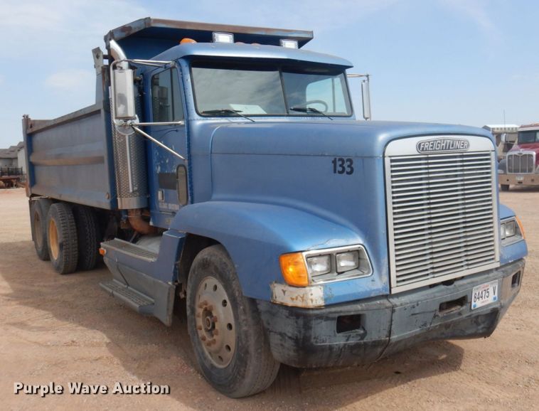 image for item DM5426 1994 Freightliner FLD  dump truck