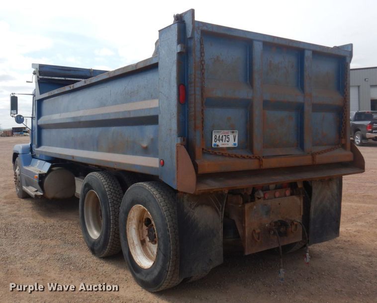 image for item DM5426 1994 Freightliner FLD  dump truck