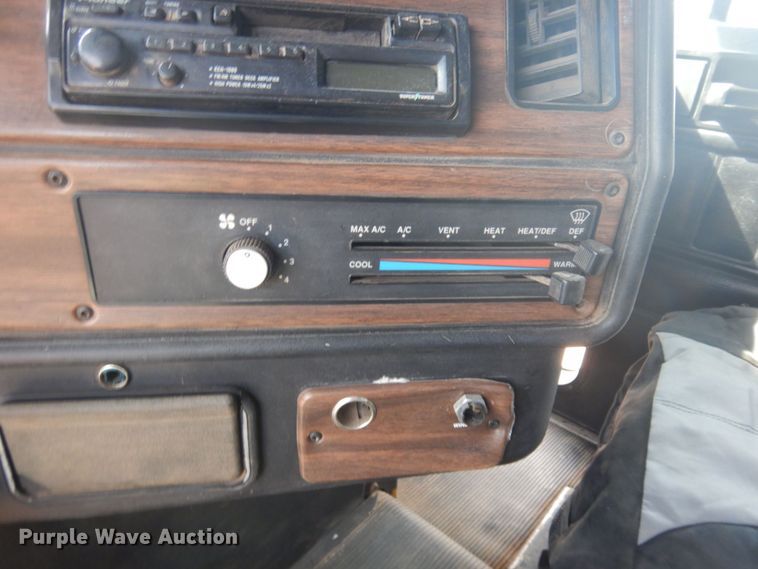 image for item DM5426 1994 Freightliner FLD  dump truck