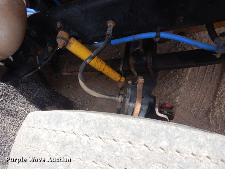 image for item DM5426 1994 Freightliner FLD  dump truck