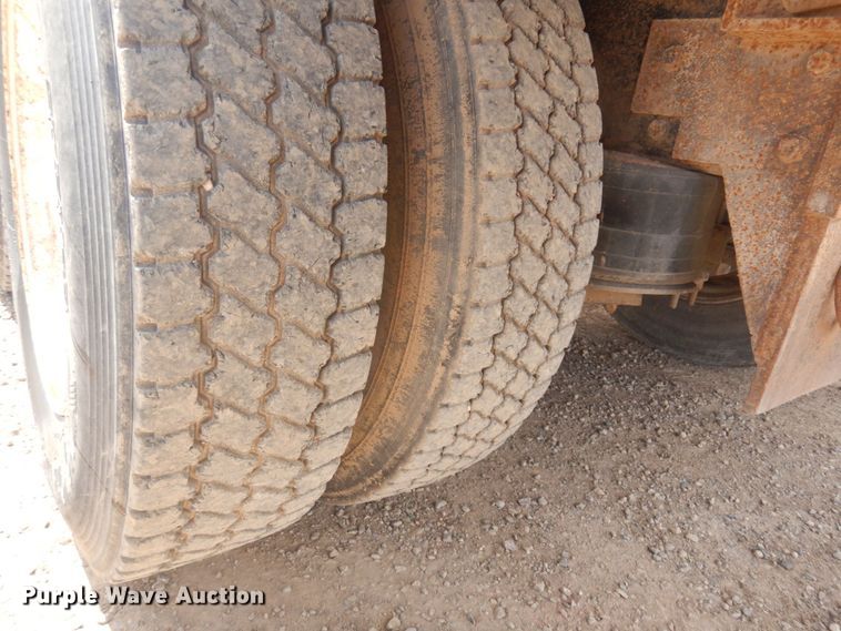 image for item DM5426 1994 Freightliner FLD  dump truck