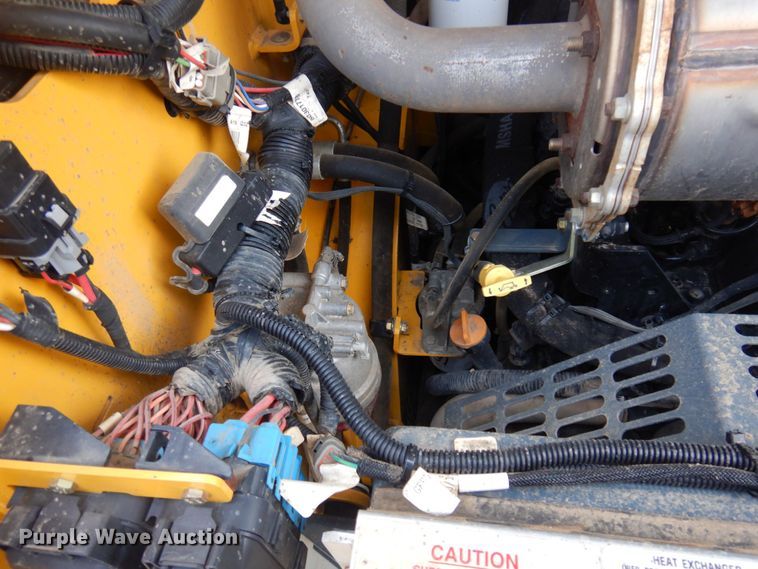 image for item DM5429 2016 Gehl RT210  skid steer loader